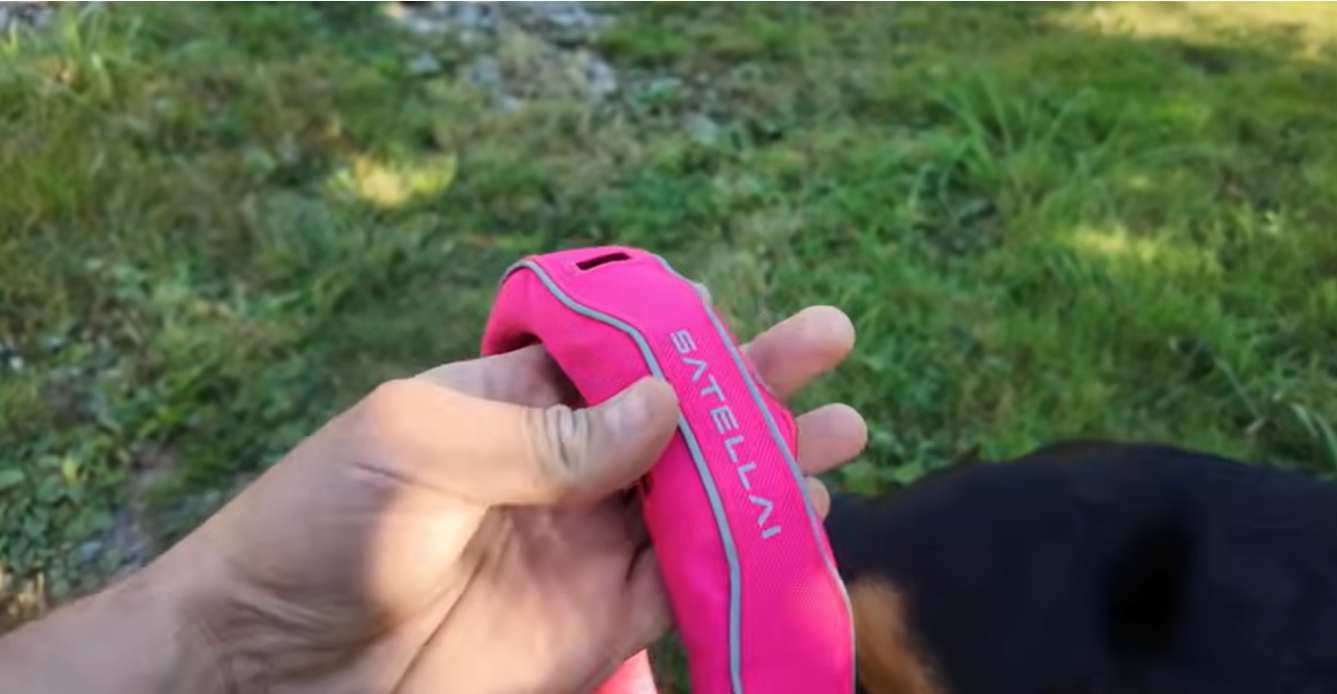 SATELLAI GPS Dog Collar in Pink for Smart Fencing